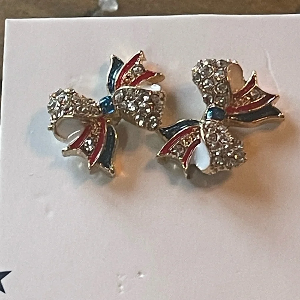 Red, White and Blue Bow Earrings - Gold Tone